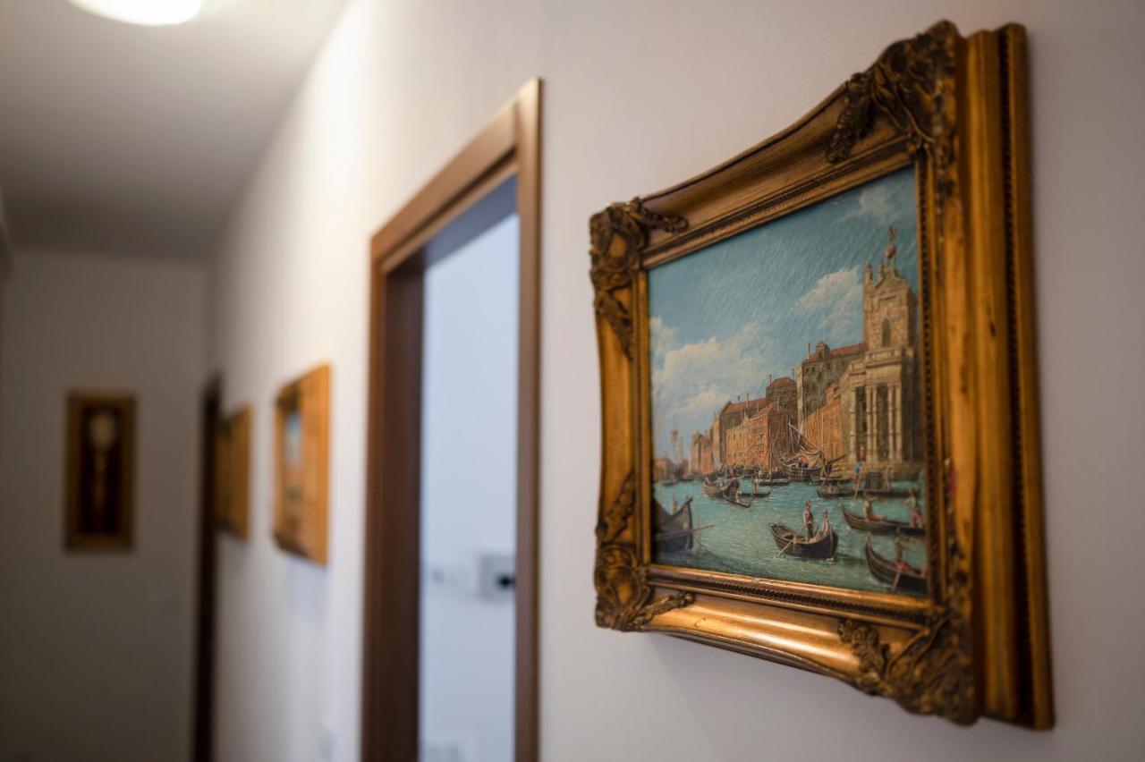 Ca' Degli Specchieri Venise